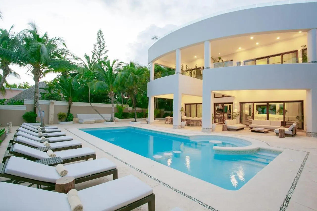 8 Bedroom Luxury Villa With Private Chef Included Tulum