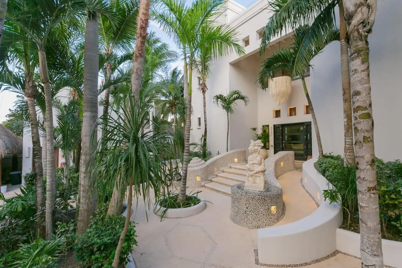 8 Bedroom Luxury Villa With Private Chef Included 툴룸