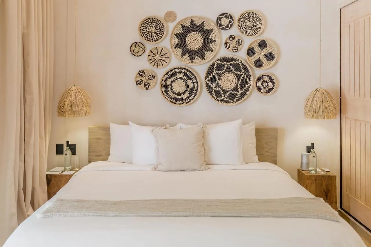 8 Bedroom Luxury Villa With Private Chef Included 툴룸